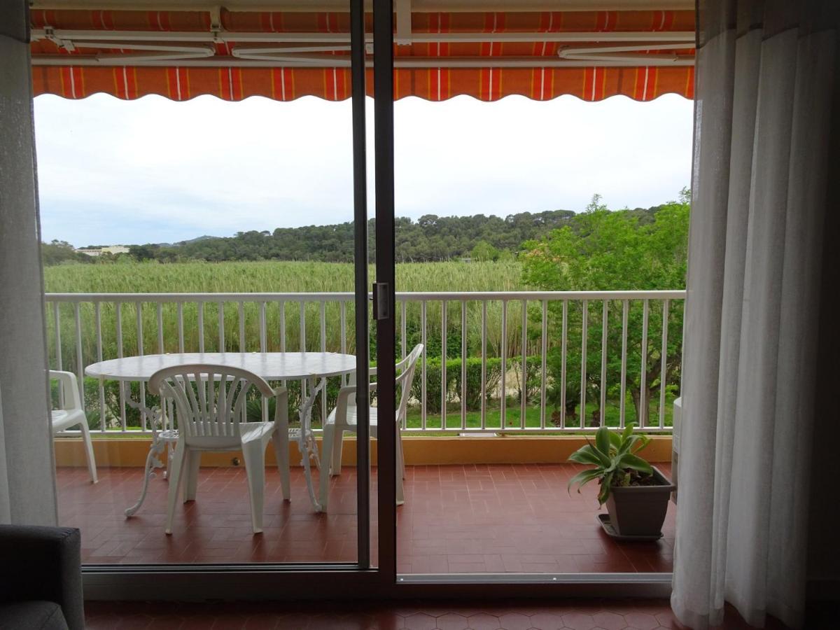 T3 150 M De La Plage, Climatisation, Piscine Et Parking Privatif - Le Lavandou Exteriér fotografie